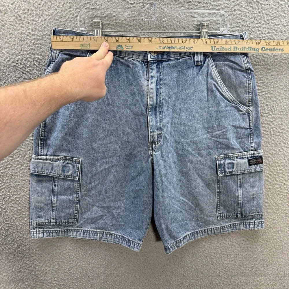 Vintage Wrangler‎ Shorts Mens 36 Blue Denim Cargo Jorts Workwear Grunge Y2K